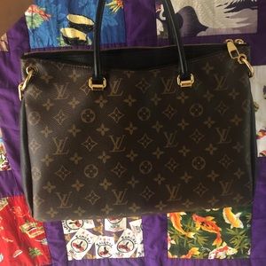 Louis Vuitton “Pallas” Hand Bag
